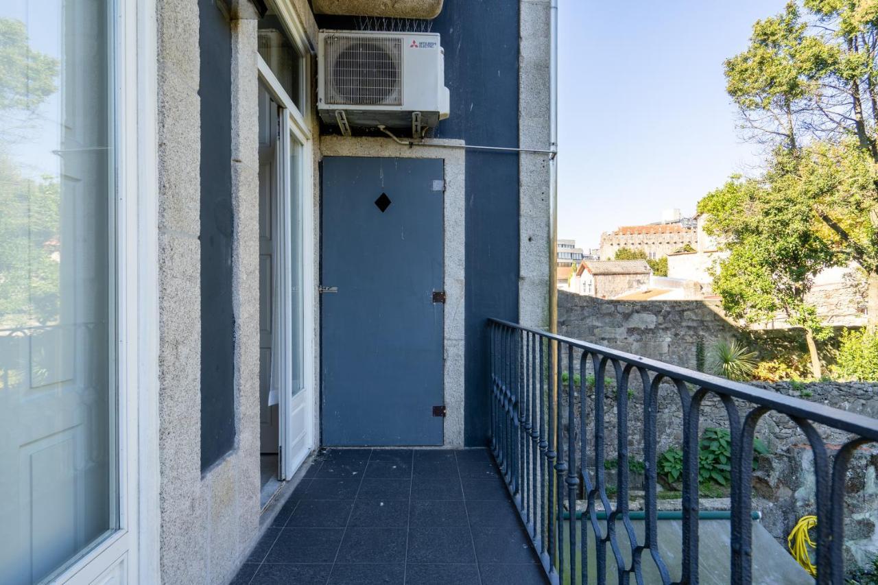 Host Wise - Homely Noble Flats - Garden & Jacuzzi Porto Exterior foto