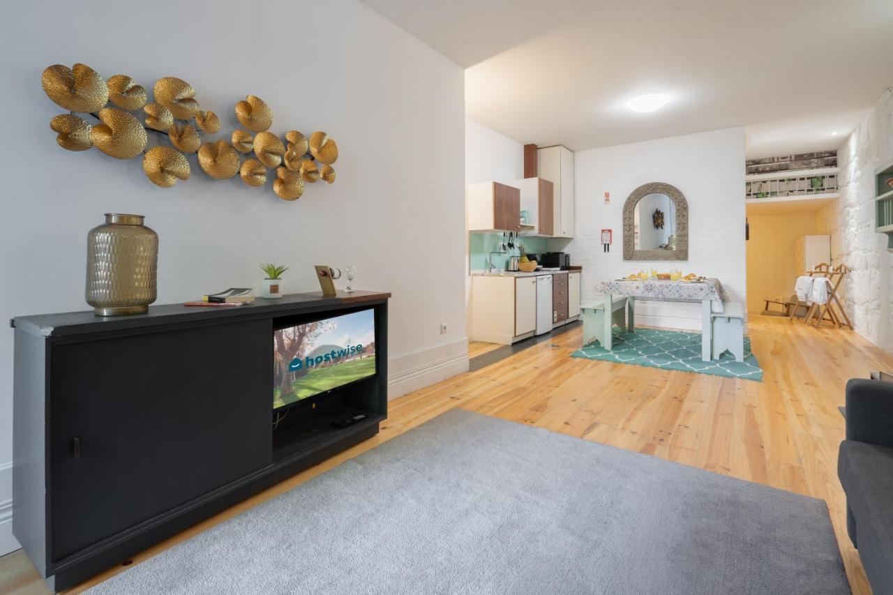 Host Wise - Homely Noble Flats - Garden & Jacuzzi Porto Exterior foto