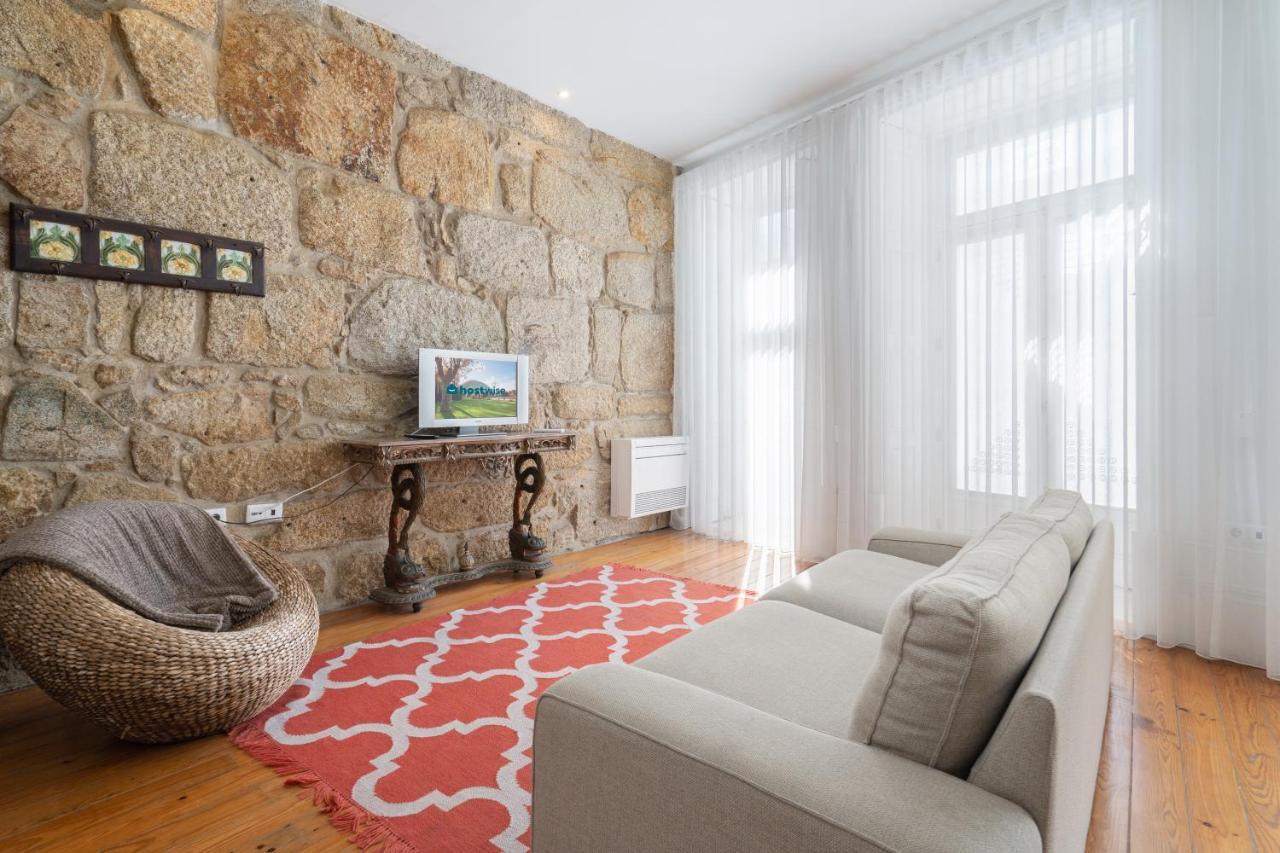 Host Wise - Homely Noble Flats - Garden & Jacuzzi Porto Exterior foto