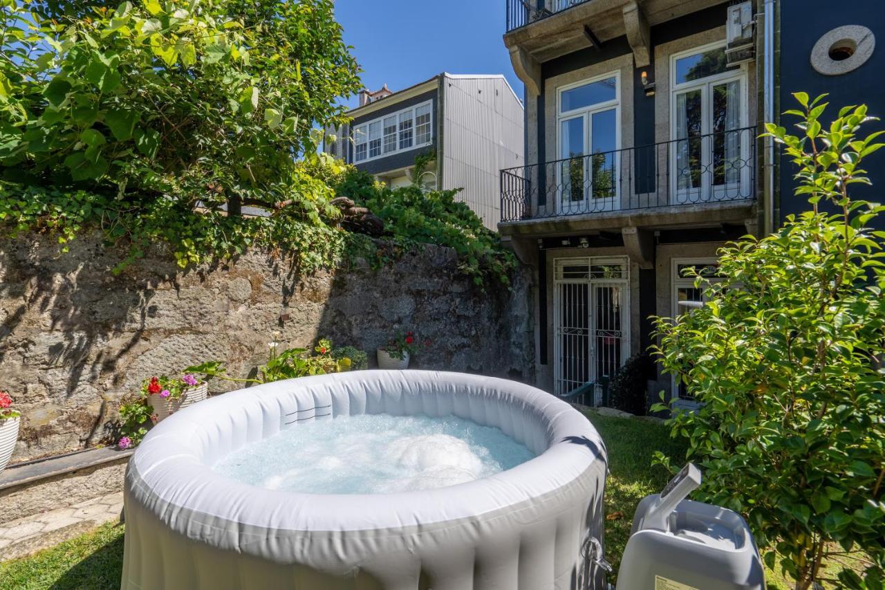 Host Wise - Homely Noble Flats - Garden & Jacuzzi Porto Exterior foto